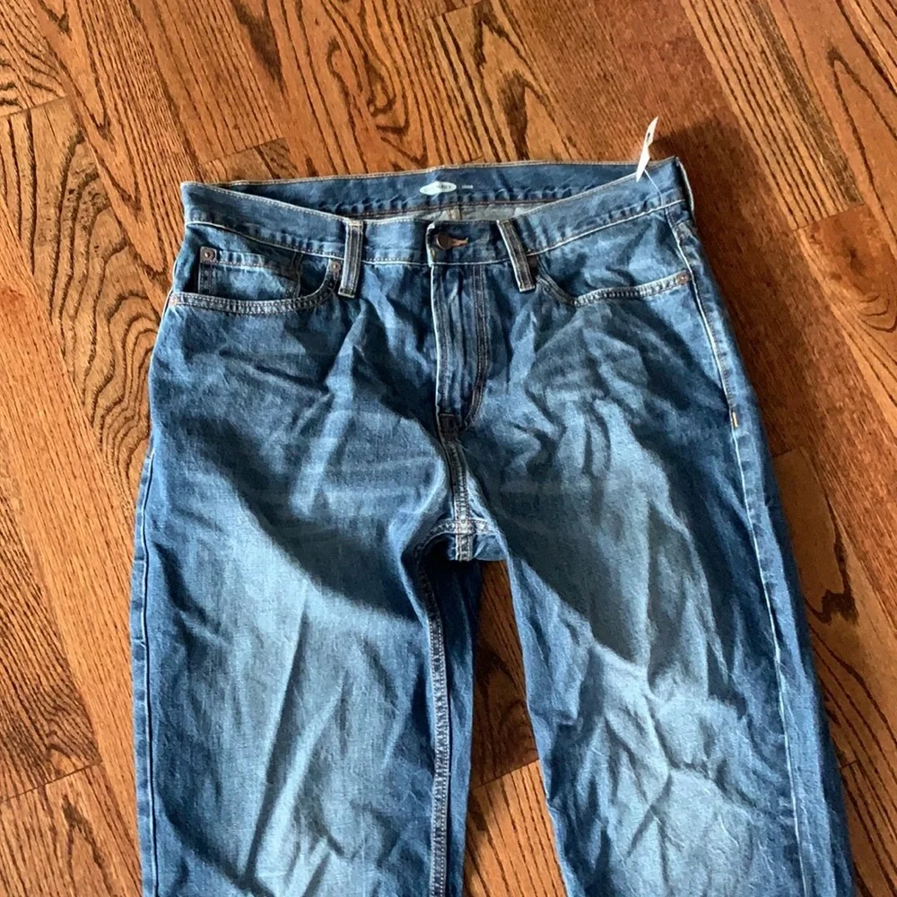 NWT! Old Navy Loose Jeans